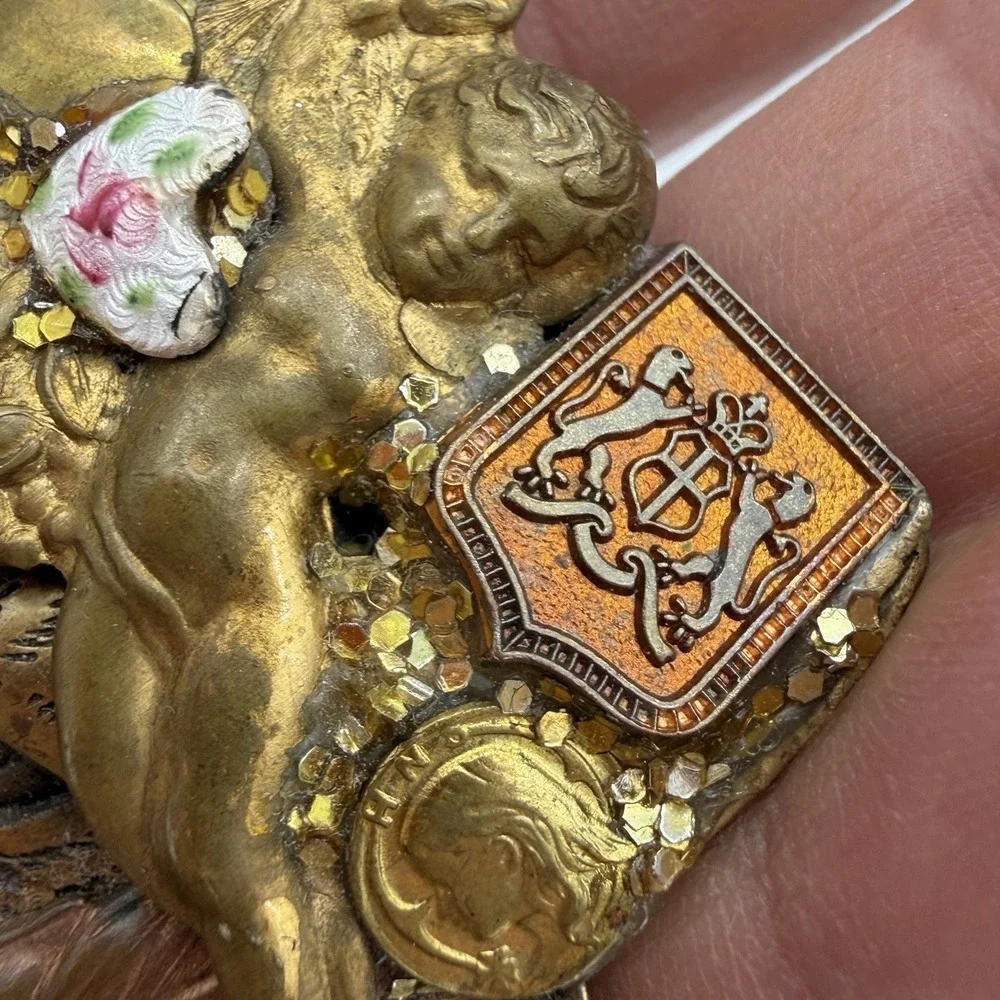 Vtg Sarah Jane Lion Head Brooch Art Nouveau Renaissance Enamel‎ Heart Upscyled